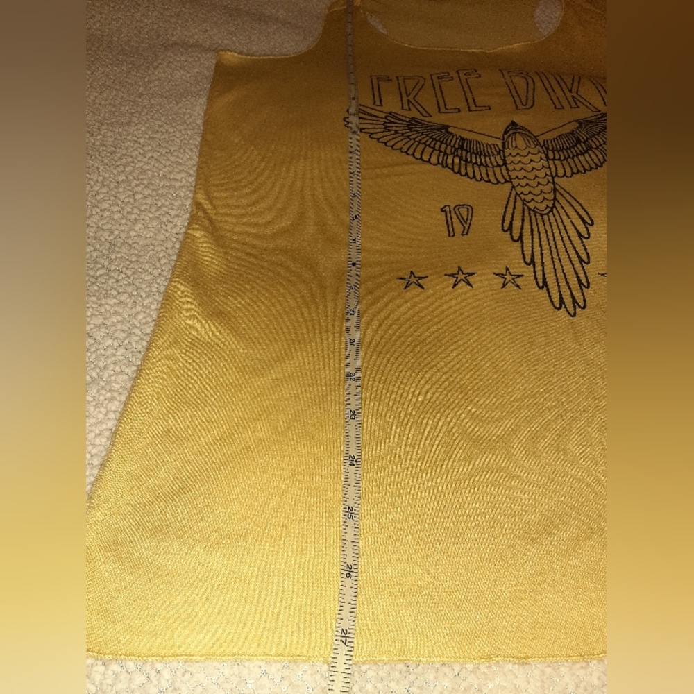 3 Women's Tanks - Picture 7 of 7